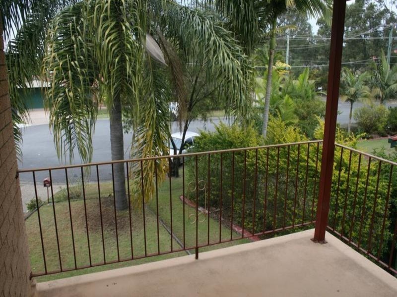 4 Fynes Court, Hillcrest QLD 4118