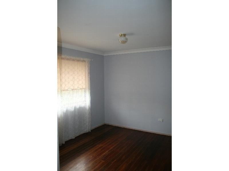 4 Fynes Court, Hillcrest QLD 4118