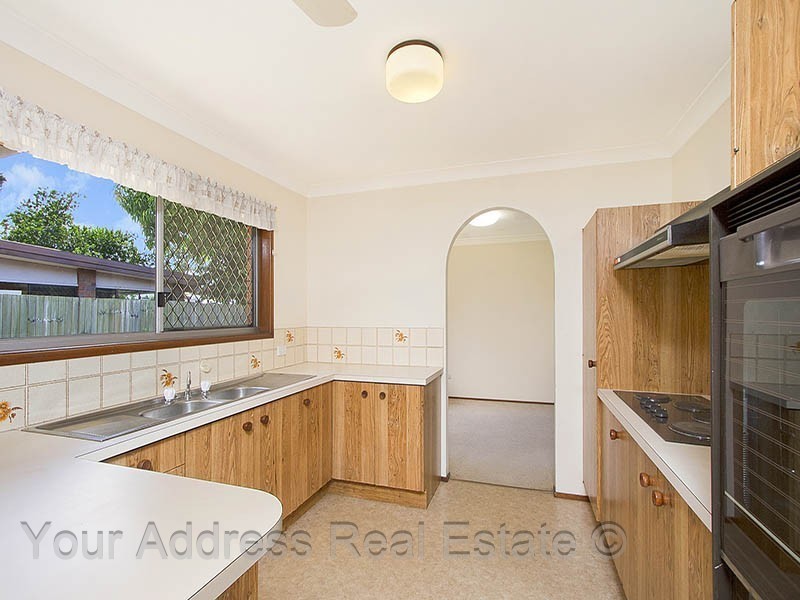 59 Sweetgum Street, Hillcrest QLD 4118