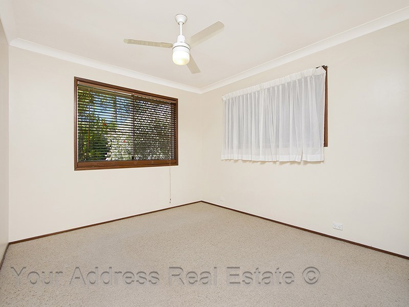 59 Sweetgum Street, Hillcrest QLD 4118