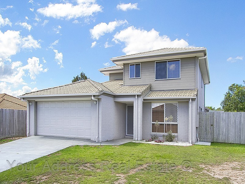 32 Sunrise Crescent, Regents Park QLD 4118