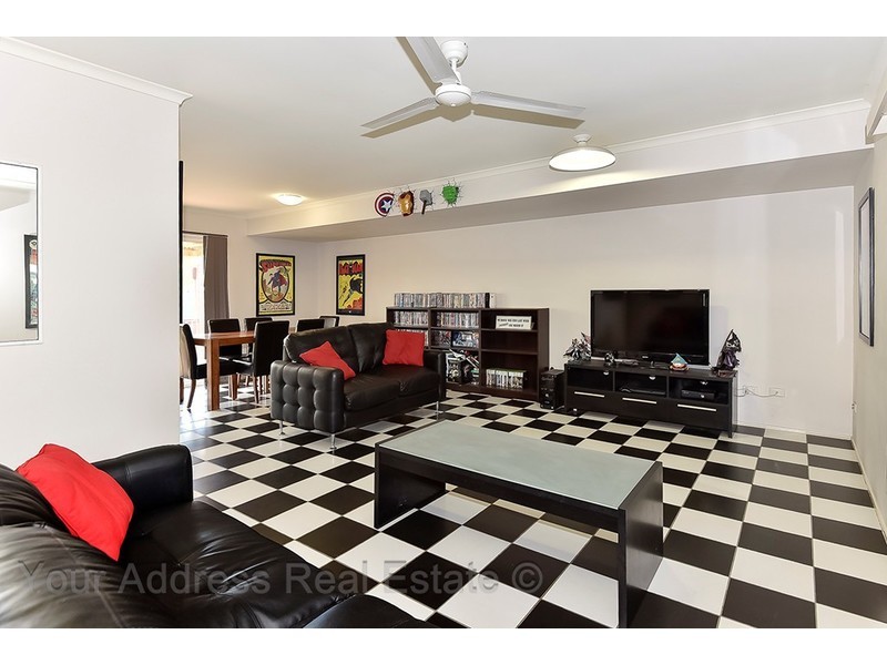 1 Hume Court, Boronia Heights QLD 4124