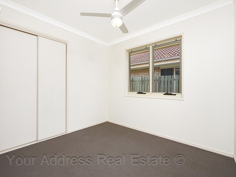 10 Isaac Court, Hillcrest QLD 4118