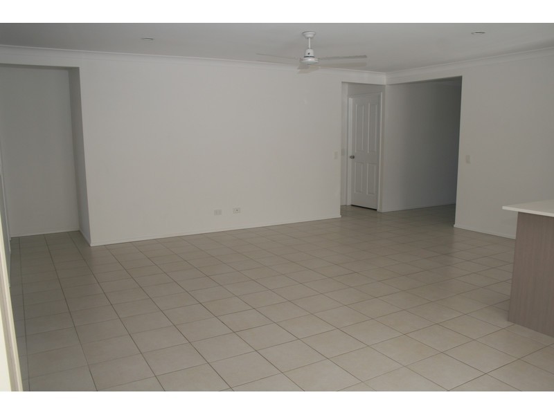 24 Flametree Street, Berrinba QLD 4117