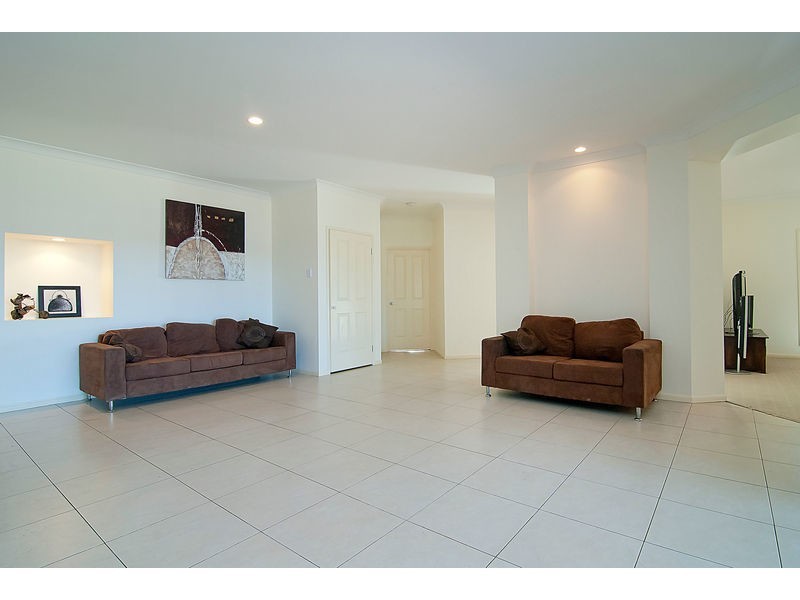 80 Bellbird Drive, Greenbank QLD 4124