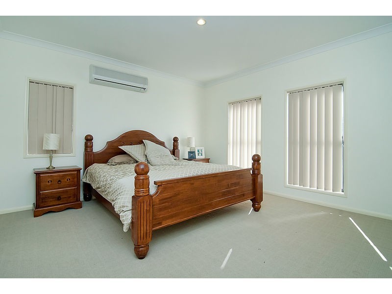 80 Bellbird Drive, Greenbank QLD 4124