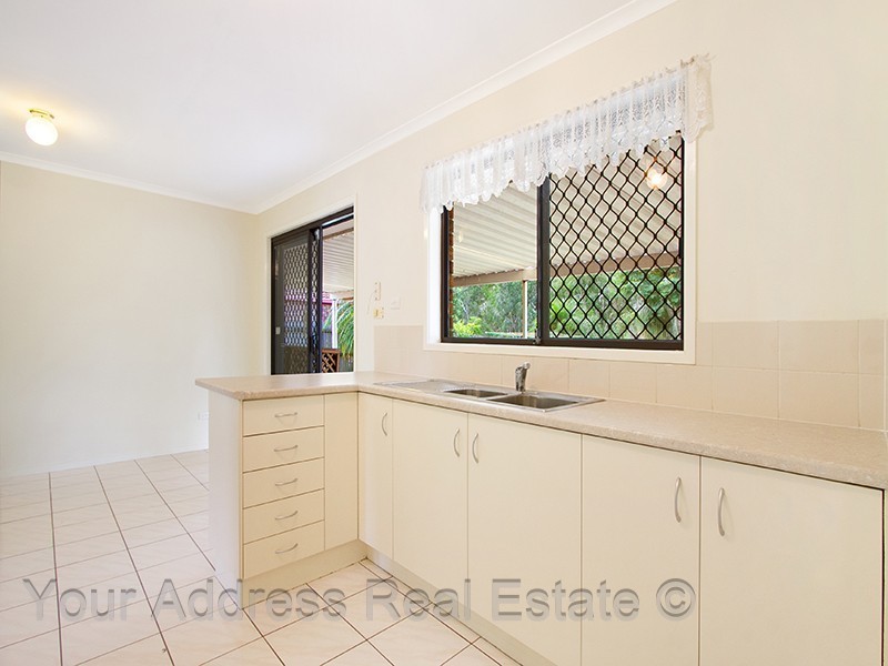 44 Haldham Crescent, Regents Park QLD 4118