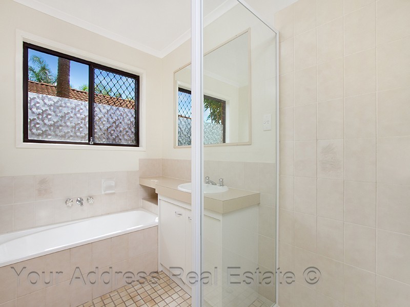 44 Haldham Crescent, Regents Park QLD 4118