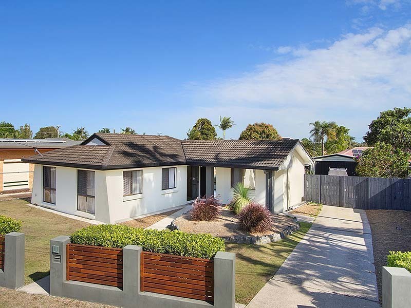 32 Bywater Street, Hillcrest QLD 4118
