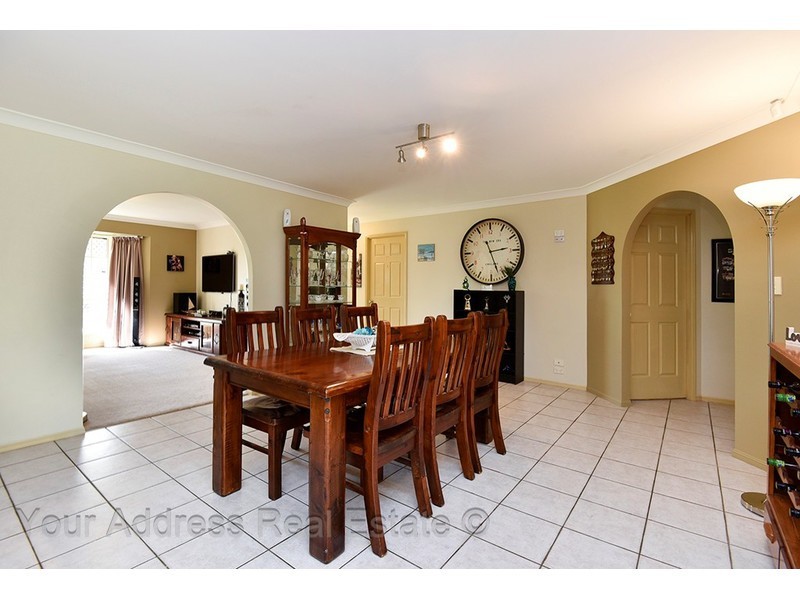 43 Benjamina Circuit, Regents Park QLD 4118