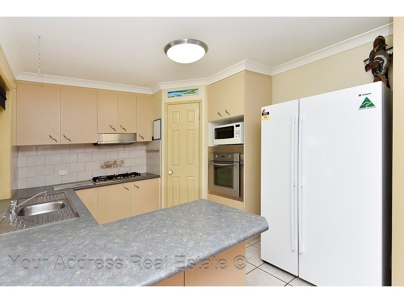 43 Benjamina Circuit, Regents Park QLD 4118