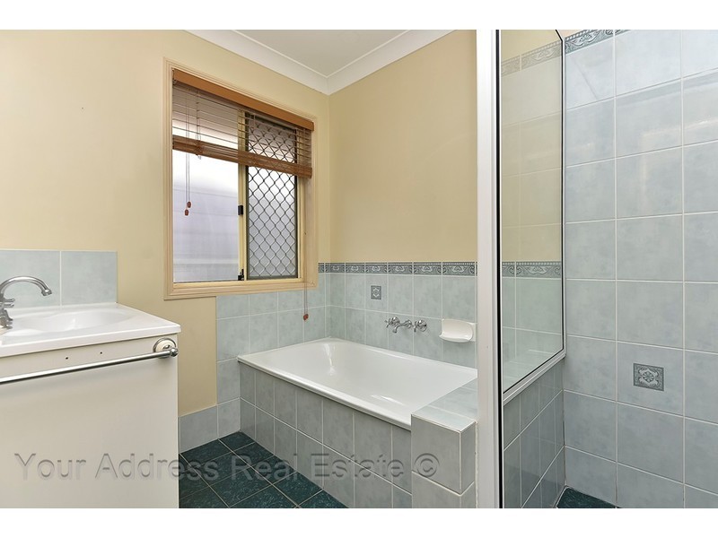 43 Benjamina Circuit, Regents Park QLD 4118