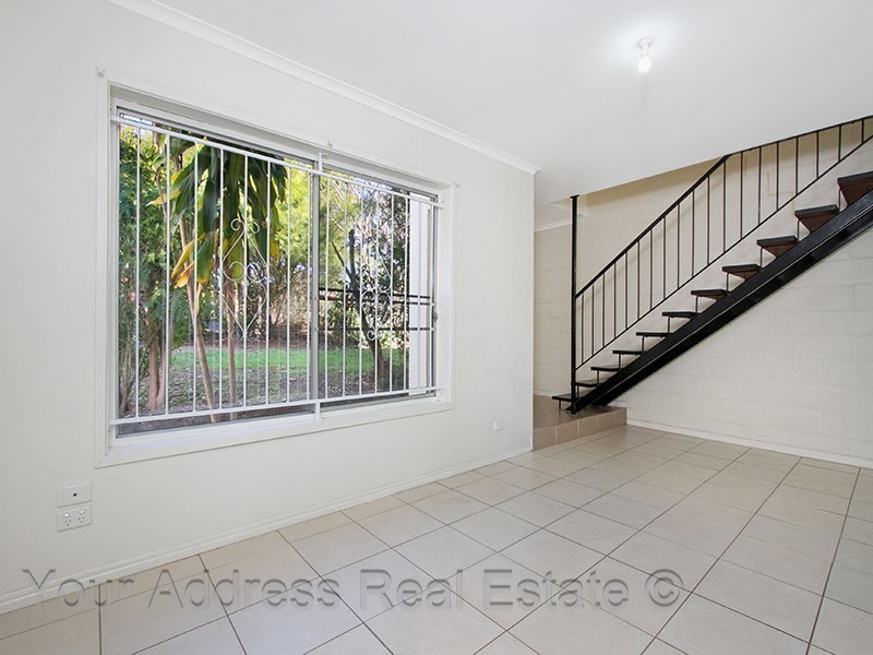 8/111 Station Road, Woodridge QLD 4114