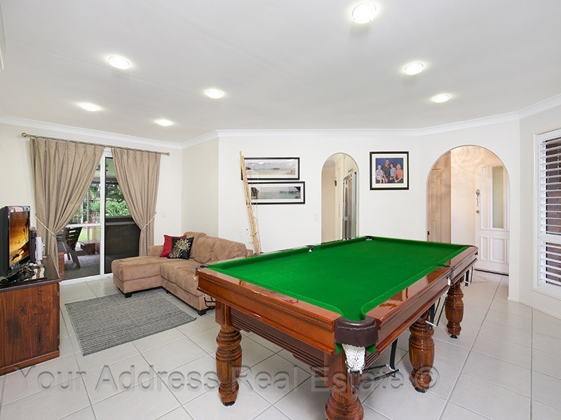 5 Distin Court, Hillcrest QLD 4118