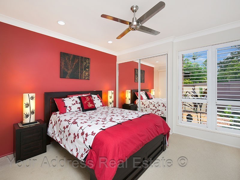 5 Distin Court, Hillcrest QLD 4118