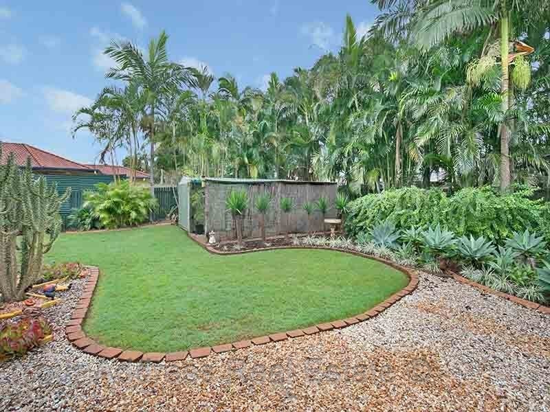 5 Distin Court, Hillcrest QLD 4118