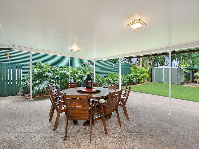 5 Distin Court, Hillcrest QLD 4118