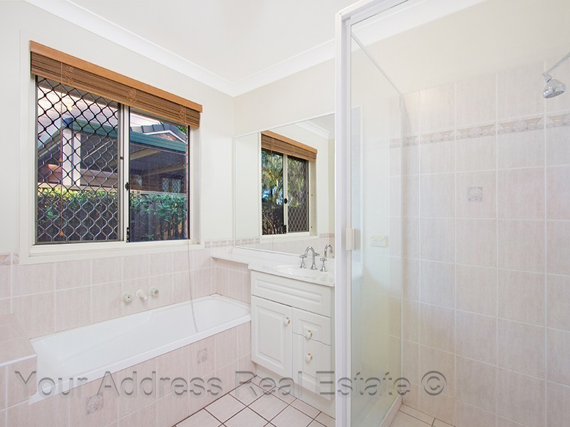 14 Redgum  Drive, Regents Park QLD 4118