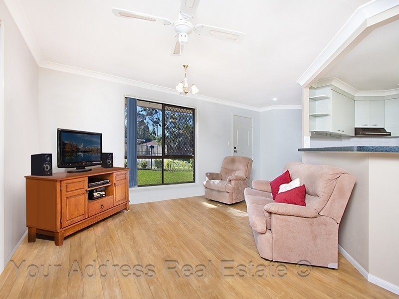 17 Acorus Court, Regents Park QLD 4118