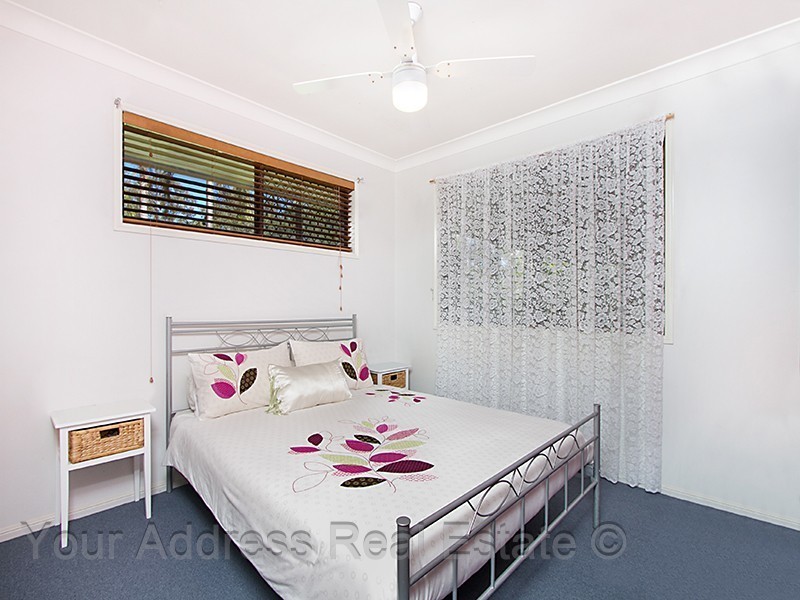 17 Acorus Court, Regents Park QLD 4118