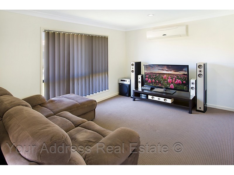 5 Filey Court, Marsden QLD 4132