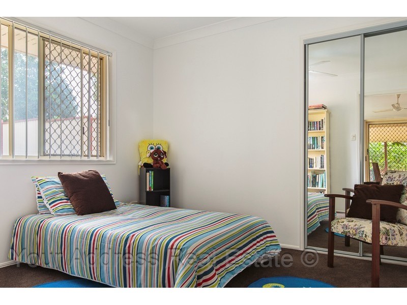 4 Price Court, Crestmead QLD 4132