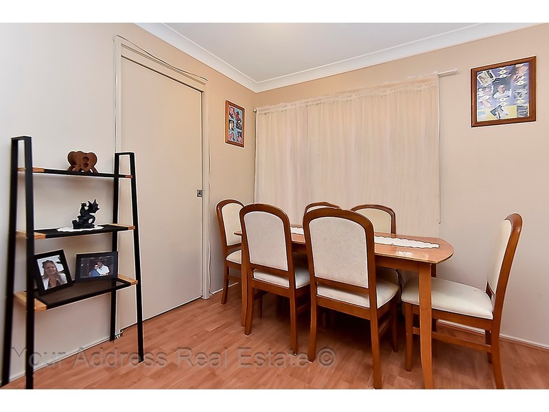 6 Bushland Drive, Regents Park QLD 4118