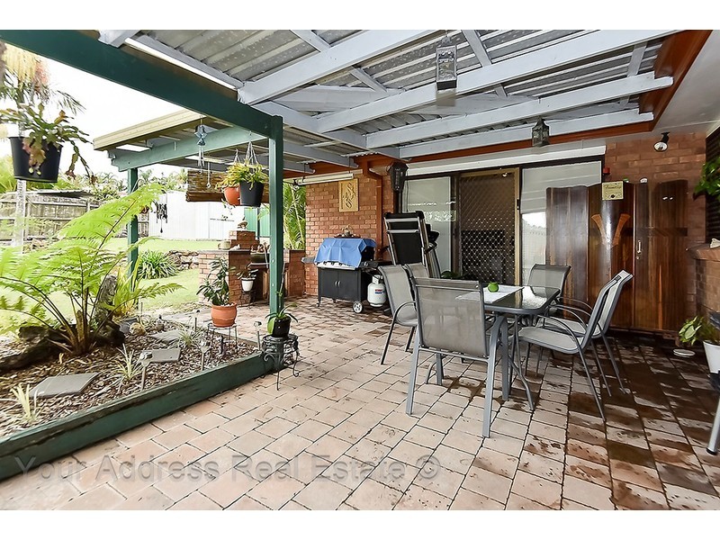 6 Bushland Drive, Regents Park QLD 4118