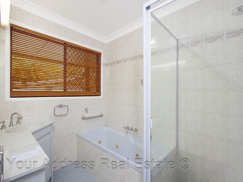 90 Birdsville Street, Greenbank QLD 4124