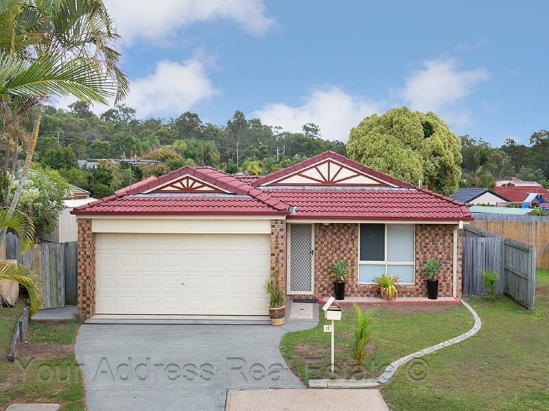 12 Mandeville Place, Regents Park QLD 4118
