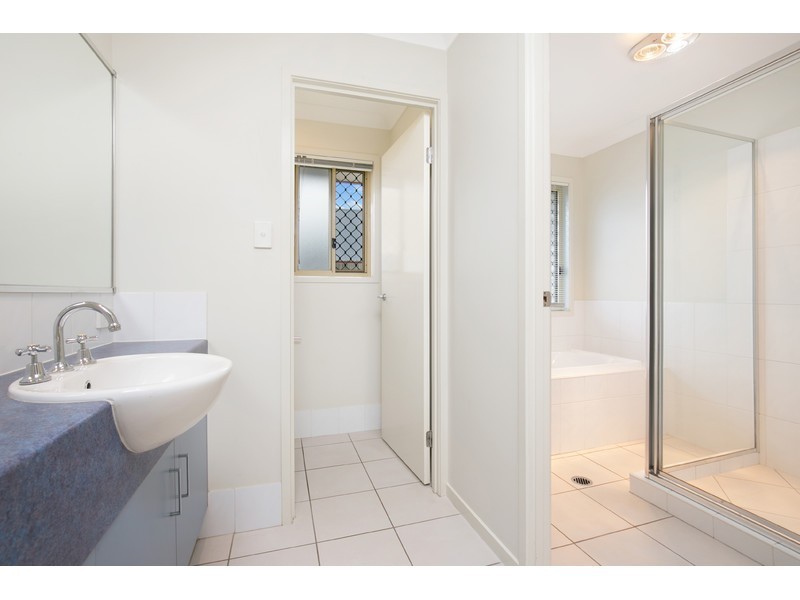 52 Ashmore Close, Marsden QLD 4132