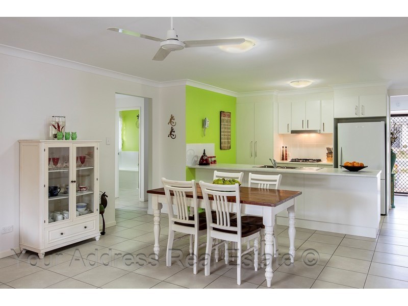 73 Redgum Drive, Regents Park QLD 4118