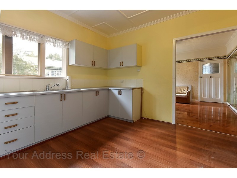 42 Orange Grove Road, Coopers Plains QLD 4108