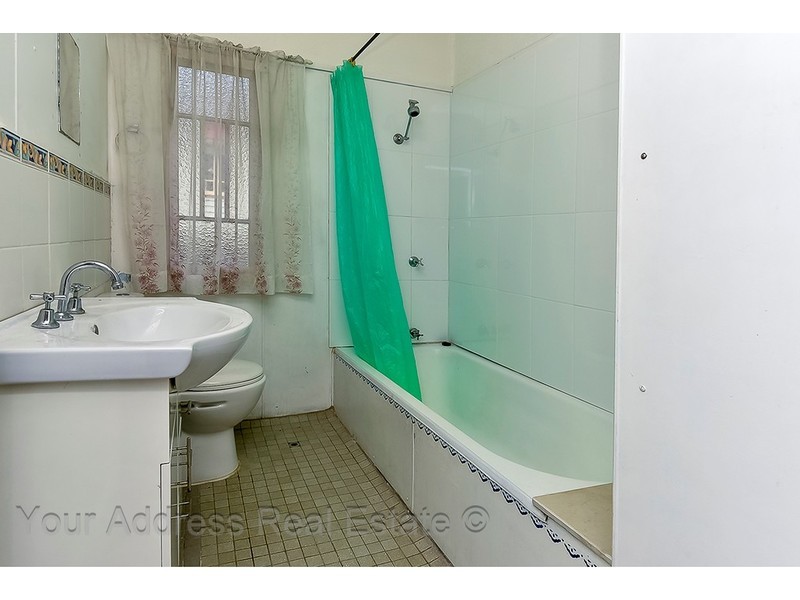 42 Orange Grove Road, Coopers Plains QLD 4108