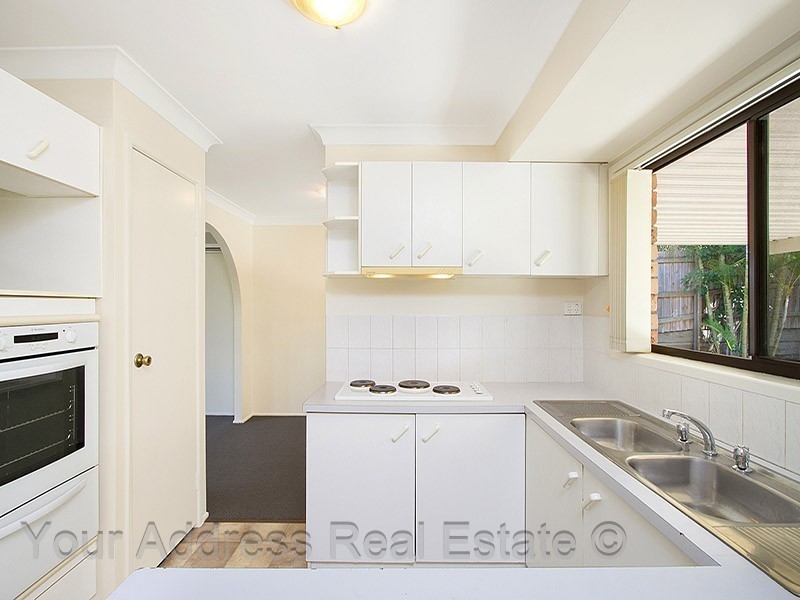 148 Emerald Drive, Regents Park QLD 4118
