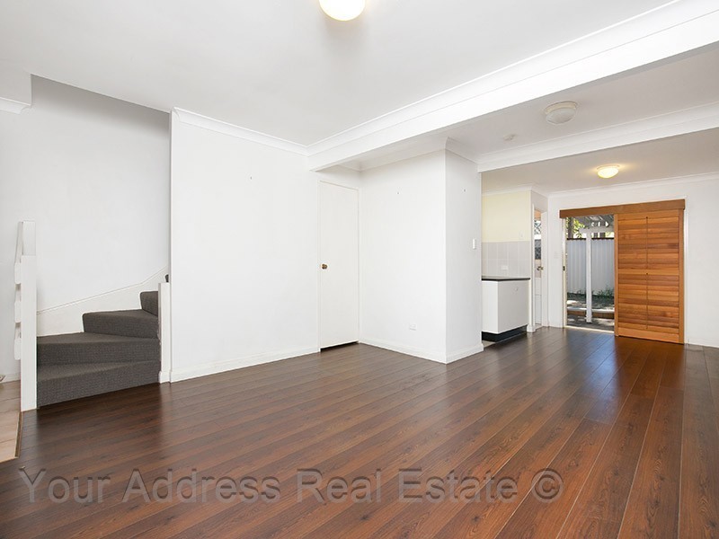 4/8 Monash Road, Loganlea QLD 4131