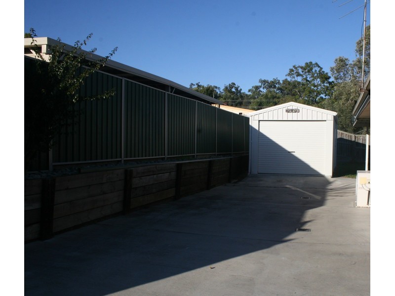 16 Brett Avenue, Browns Plains QLD 4118
