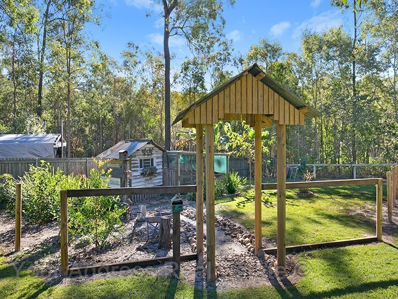 23 Kangaroo Close, Greenbank QLD 4124