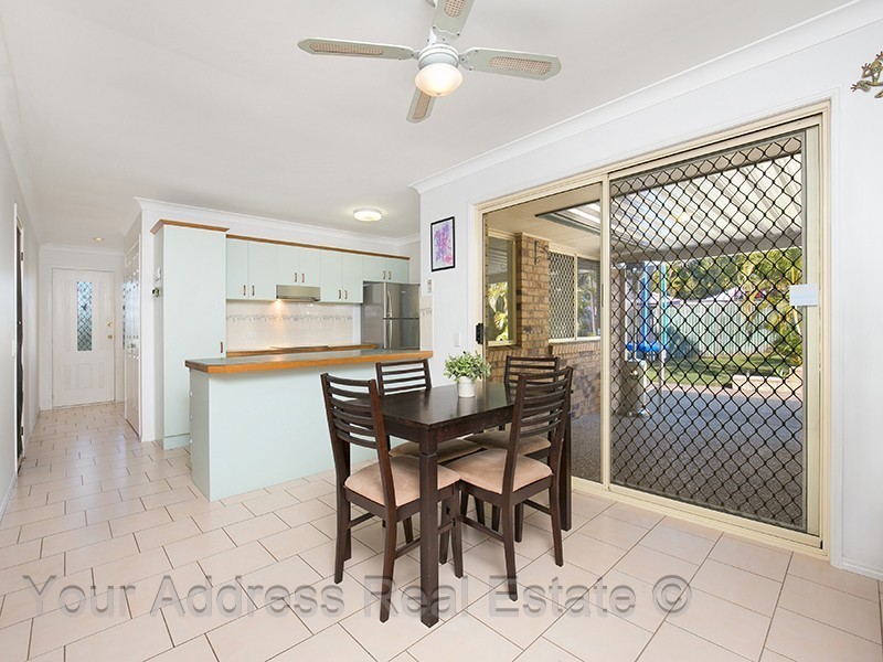 6 Silkyoak Court, Regents Park QLD 4118