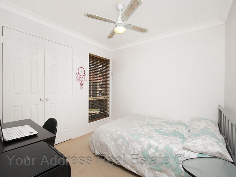 6 Silkyoak Court, Regents Park QLD 4118