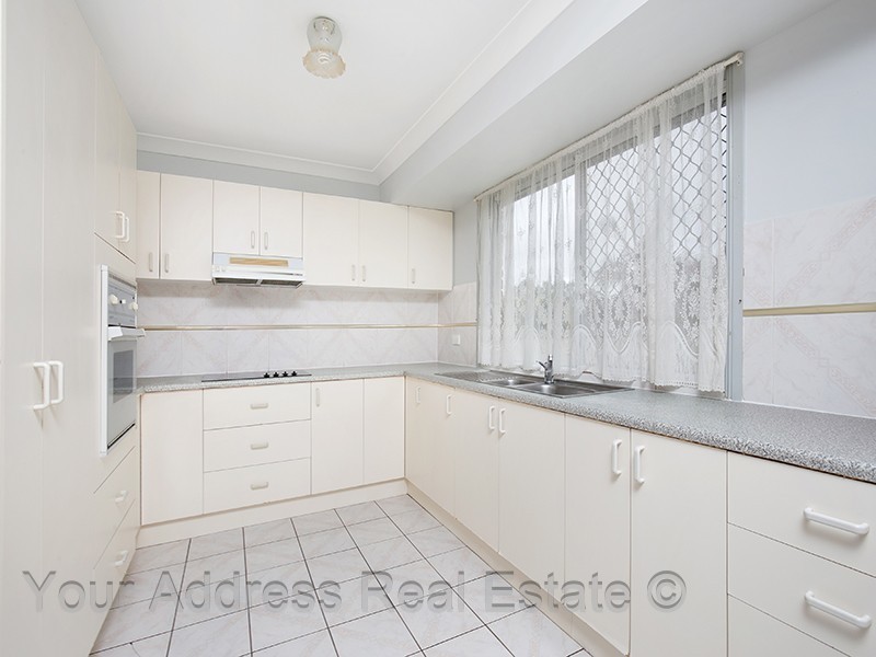 25 Indica Crescent, Regents Park QLD 4118