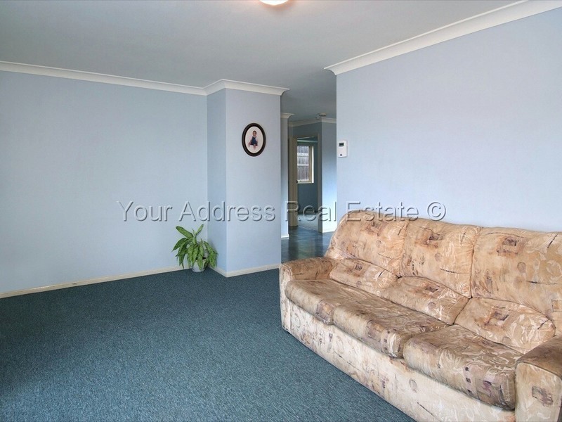 5 Sandheath Court, Regents Park QLD 4118
