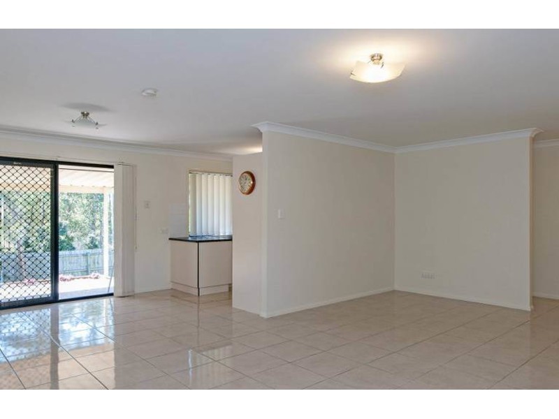 23 Lyrebird Lane, Bellbird Park QLD 4300