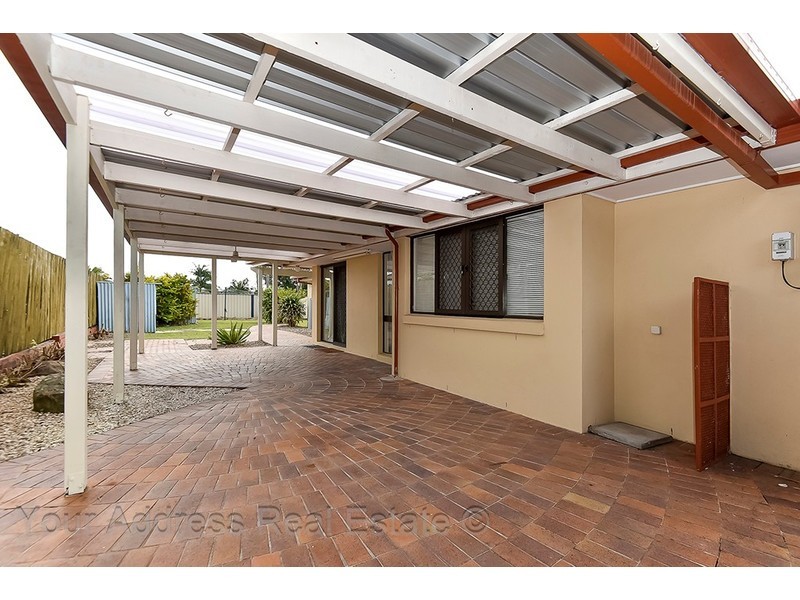 4 Homebush Drive, Regents Park QLD 4118