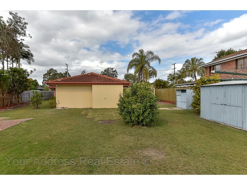 4 Homebush Drive, Regents Park QLD 4118