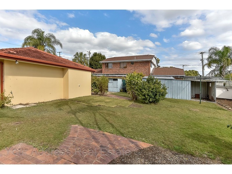 4 Homebush Drive, Regents Park QLD 4118