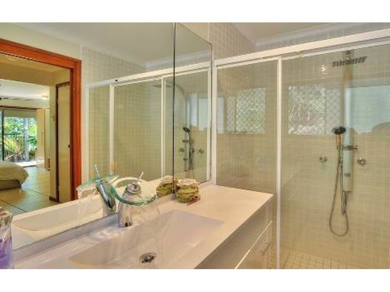 30 Feather Close, Forestdale QLD 4118
