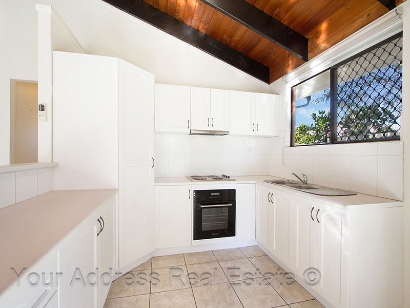 8 Clarendon Avenue, Bethania QLD 4205