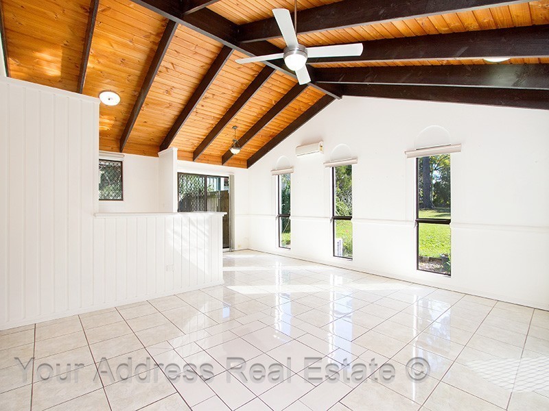 8 Clarendon Avenue, Bethania QLD 4205