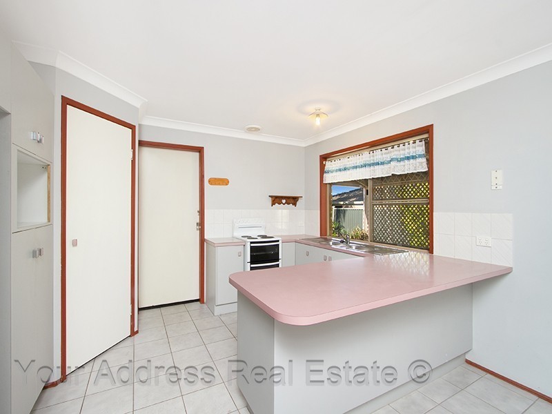 2 Kingvale Street, Regents Park QLD 4118